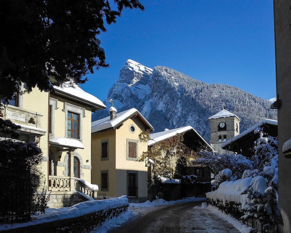Samoens village with the Aiguille de Criou (2227 metres) 