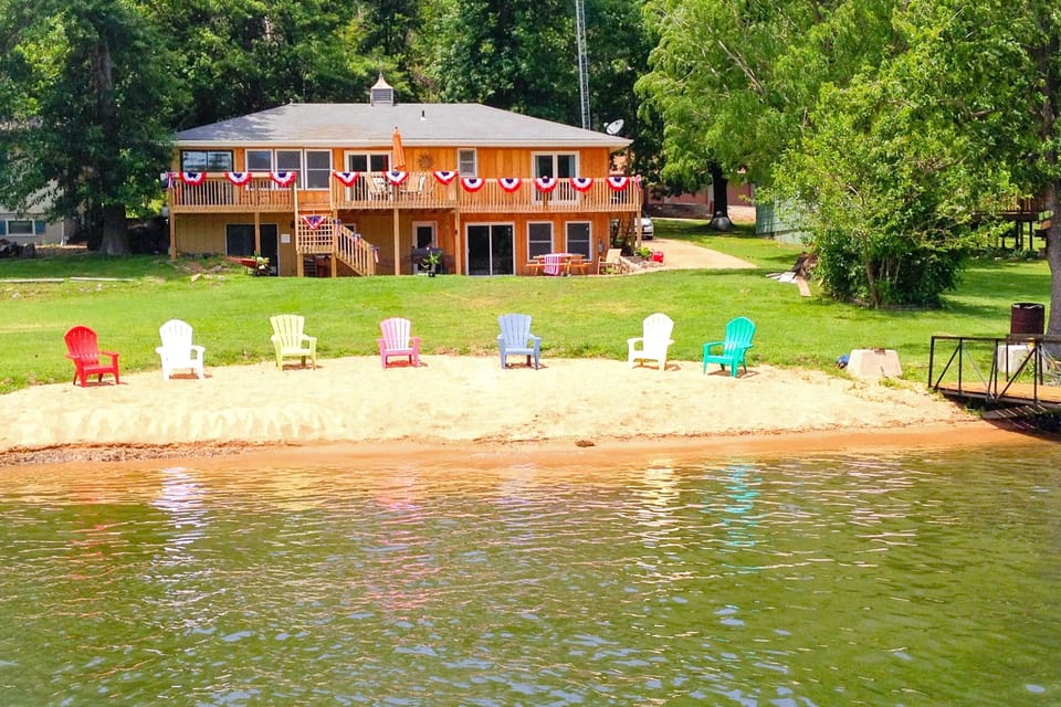 Back of home from dock set up for the 4th of July. Watch Captain Rons fireworks!