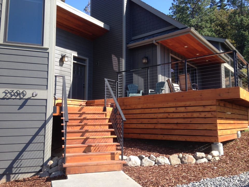 Front door and deck with Mt. Hood and valley views.