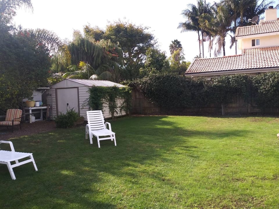 Fully fenced large yard