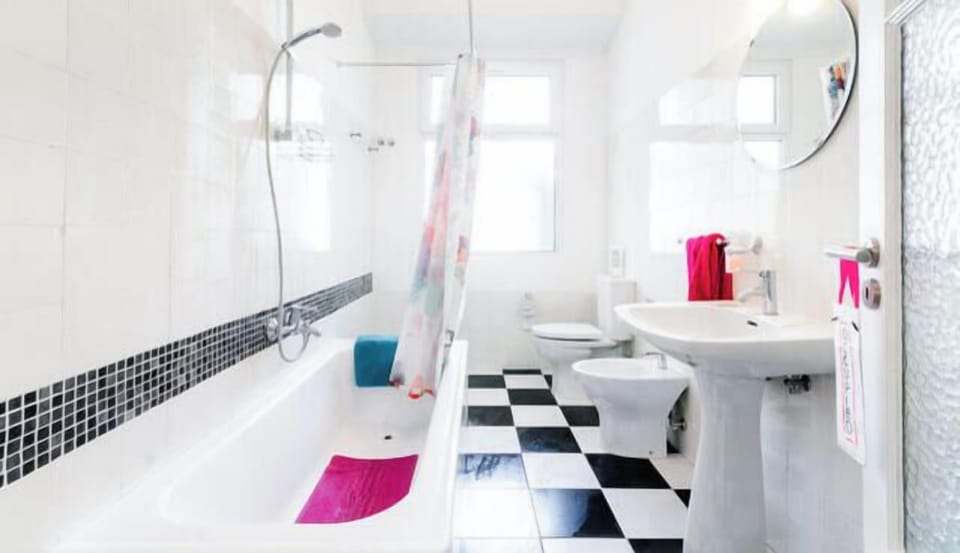 The master bathroom.