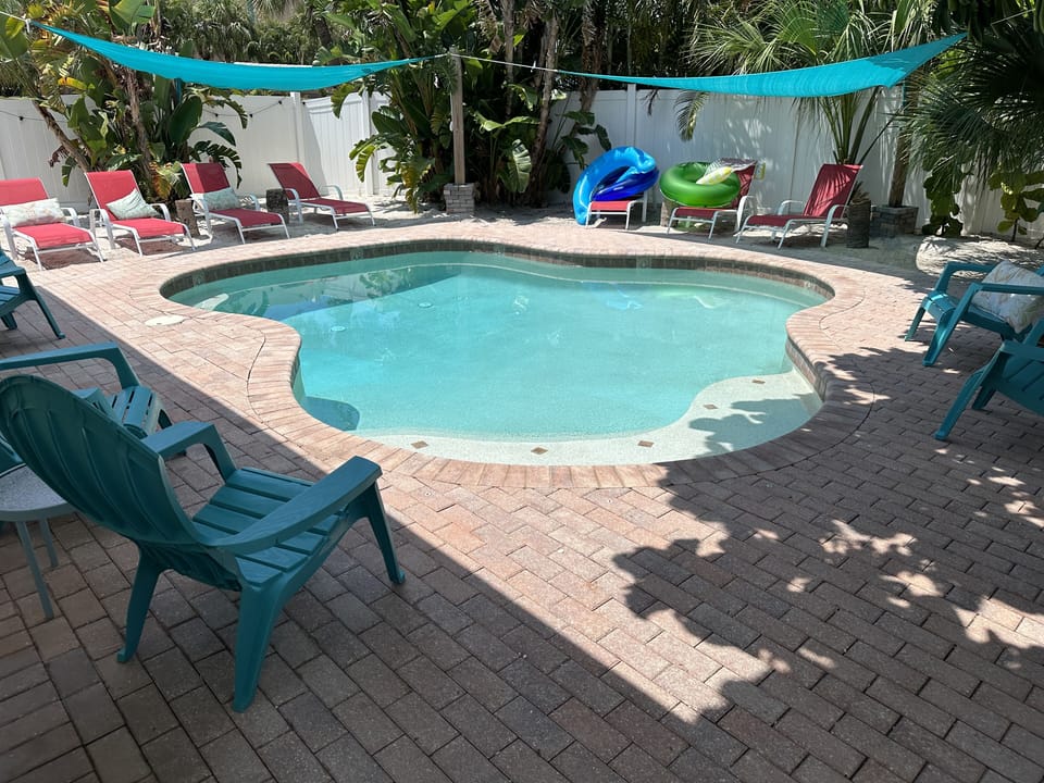 YOUR Private pool