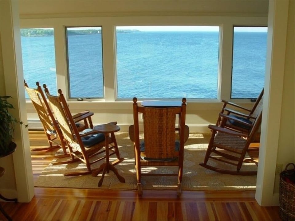 enclosed porch
