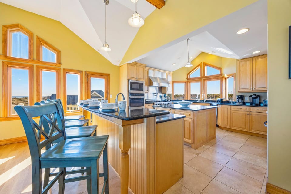 Surf or Sound Realty - 679 - Sea Glass - Kitchen -2