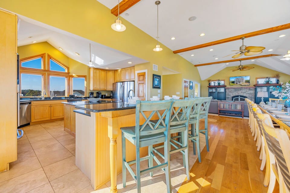 Surf or Sound Realty - 679 - Sea Glass - Kitchen -1