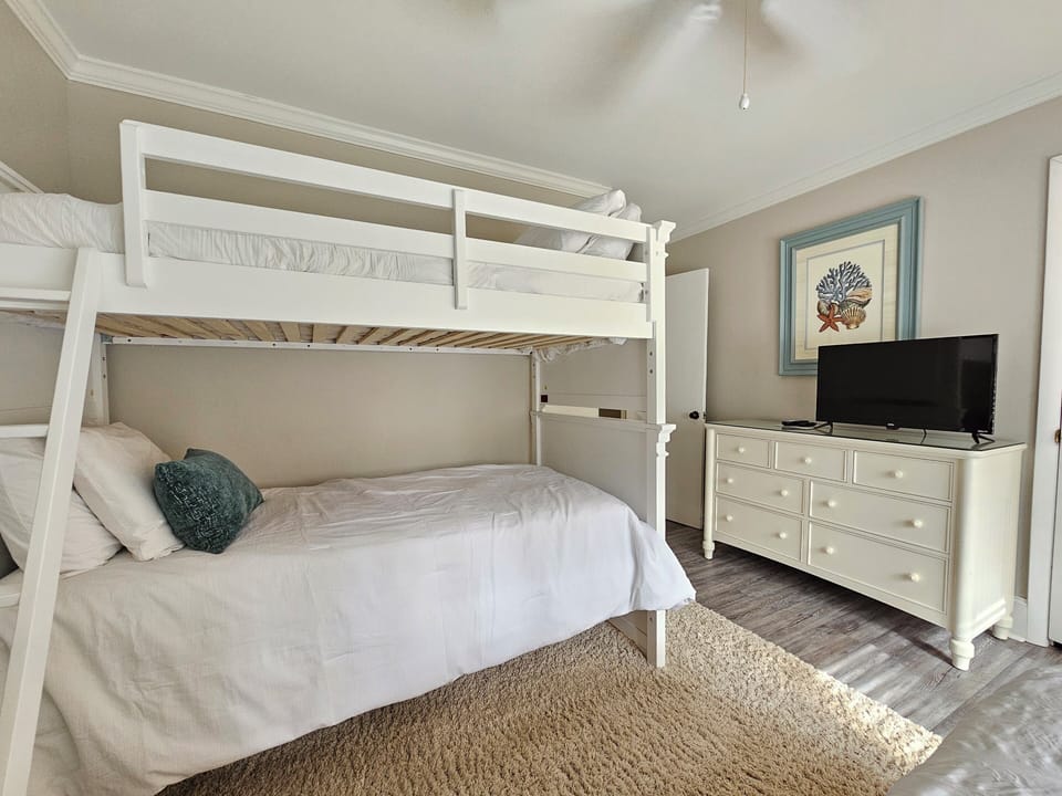 Guest Bedroom with Twin Bed and Twin Bunk Bed at 44 Old Military Road