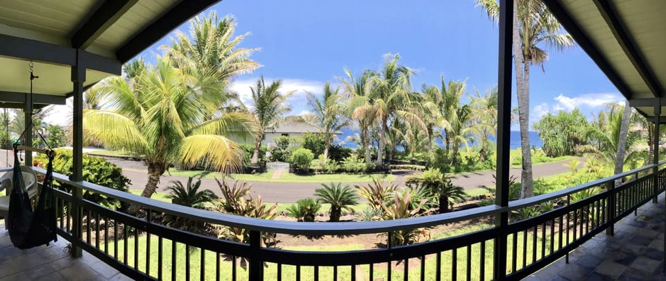 Front Lanai