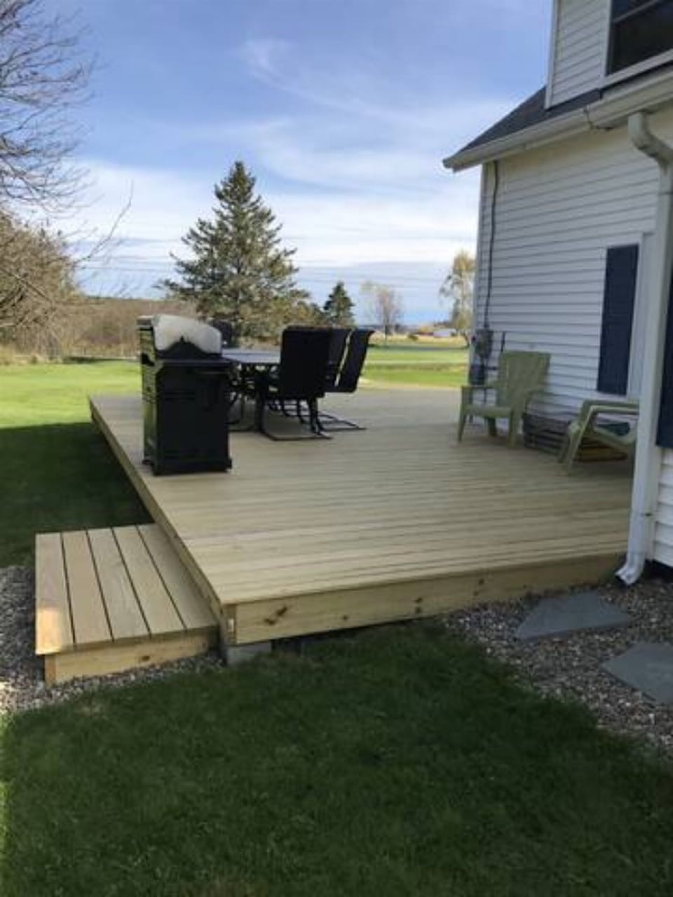 Large water view deck w/ grill