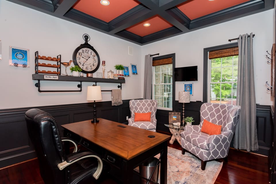 Private home office w/WiFi