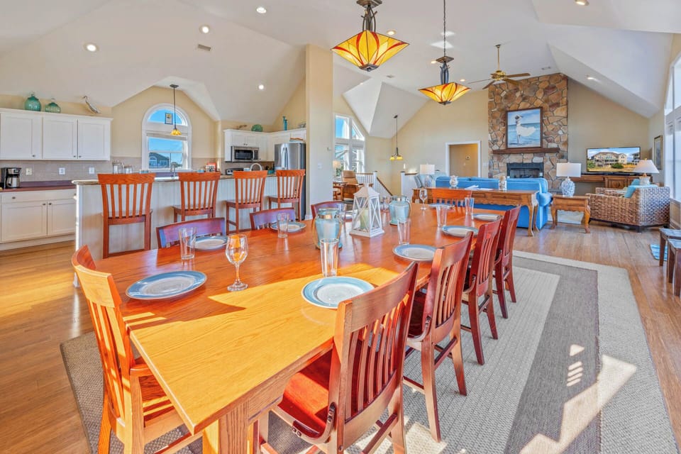 Surf or Sound Realty - 537 - Imagine - Dining Area -3