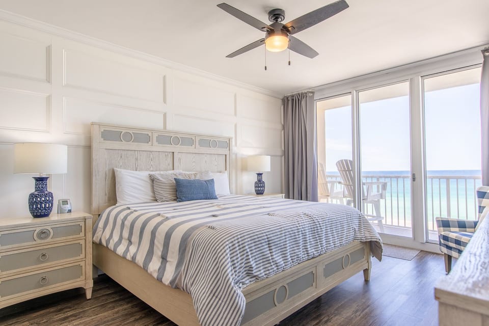 King size bed in the master bedroom.