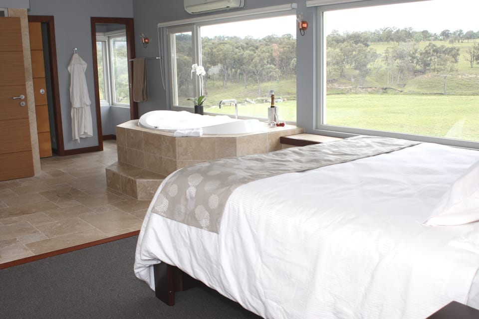 Superior Suite, 1 King Bed, Private Bathroom, Hill View | Premium bedding, soundproofing, iron/ironing board (on request)