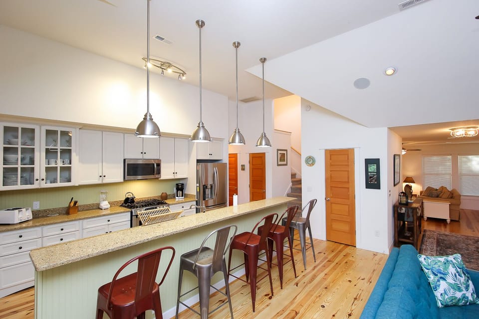 Kitchen Bar 