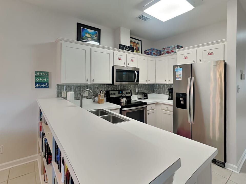 Full Kitchen