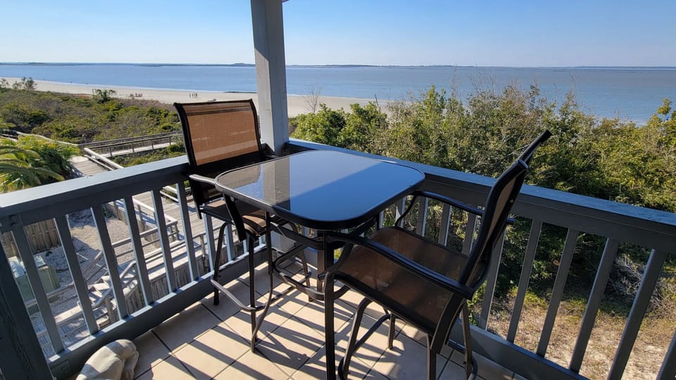Welcome To Beach Racquet B308 - Beachfront with Direct Ocean Views