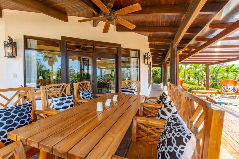 Exterior Dining area