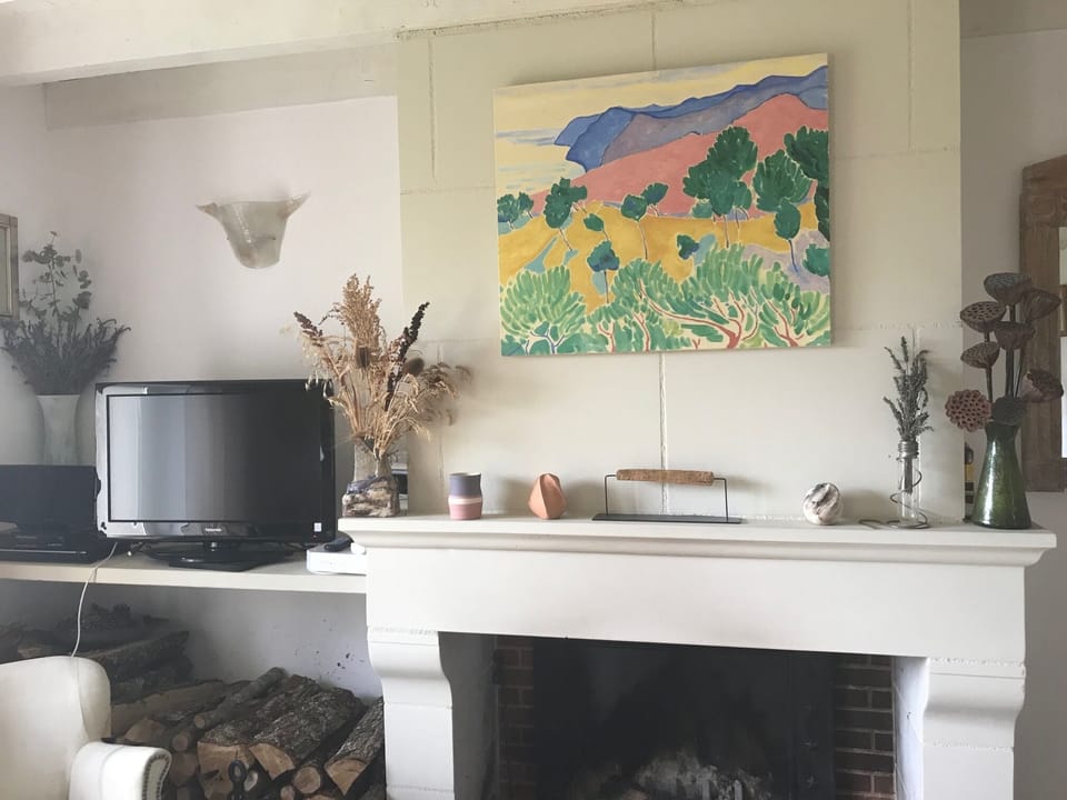 TV, sitting room