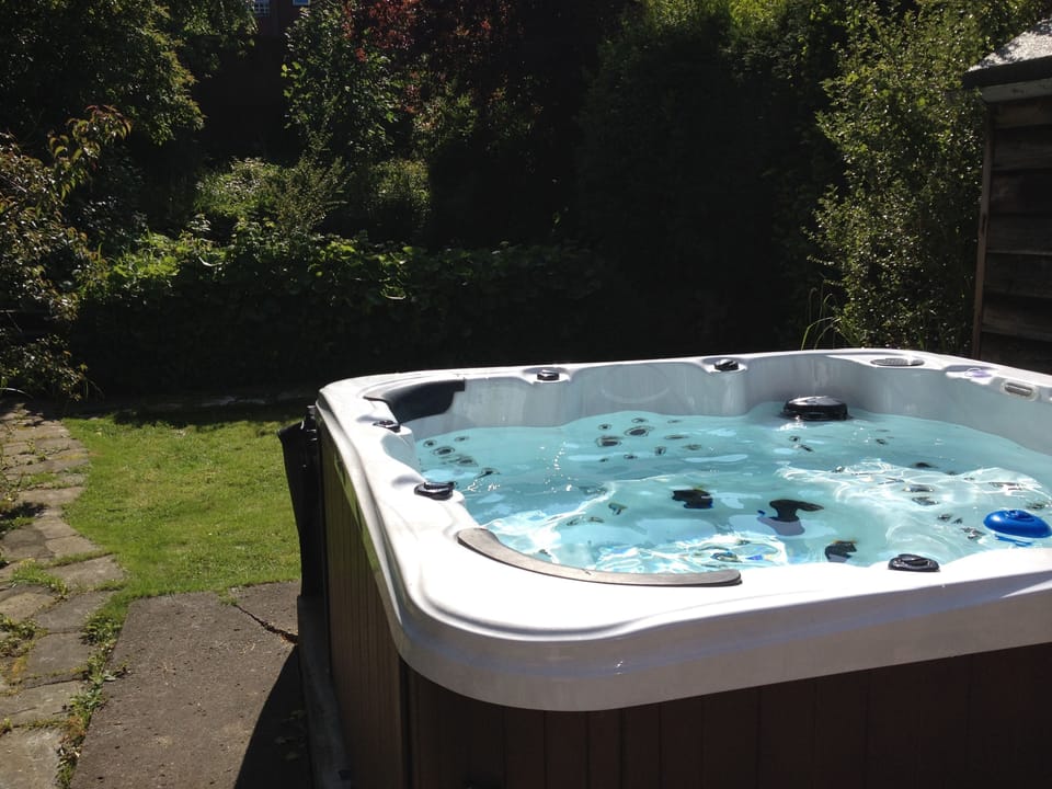 Large private garden and 7 seat hot tub