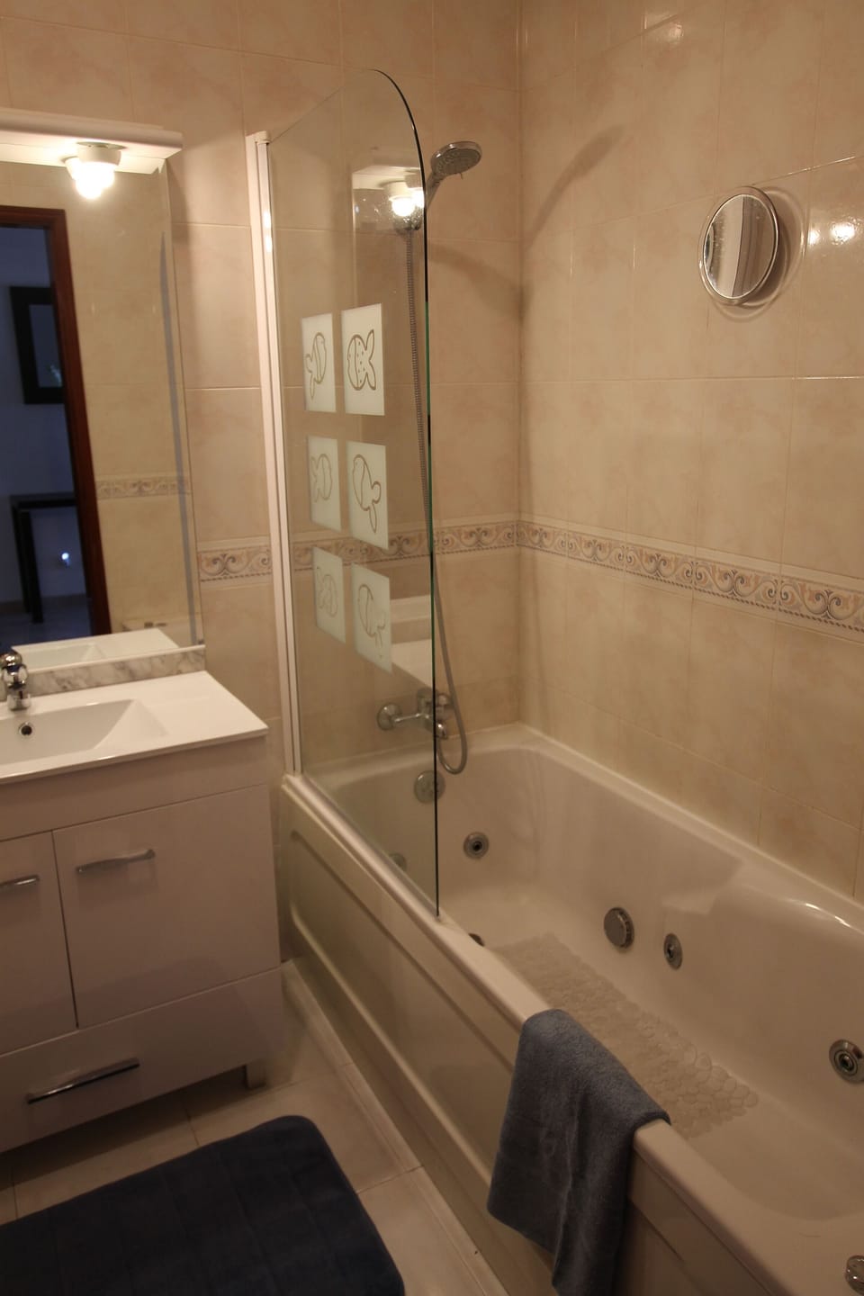 Main Bathroom
