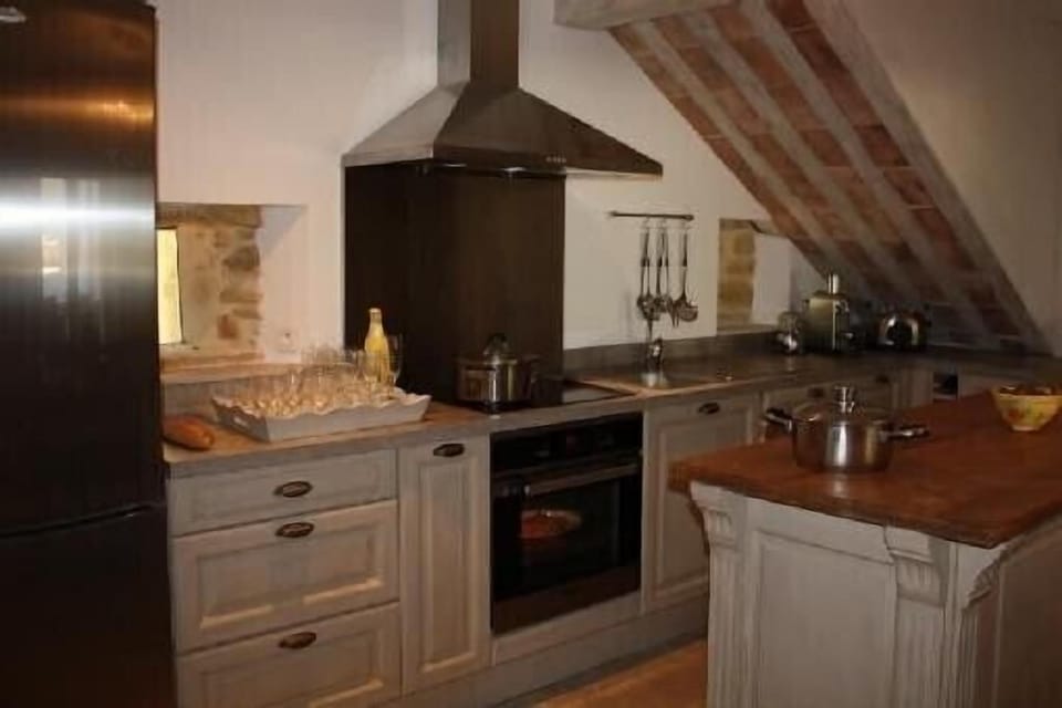 Equipped kitchen