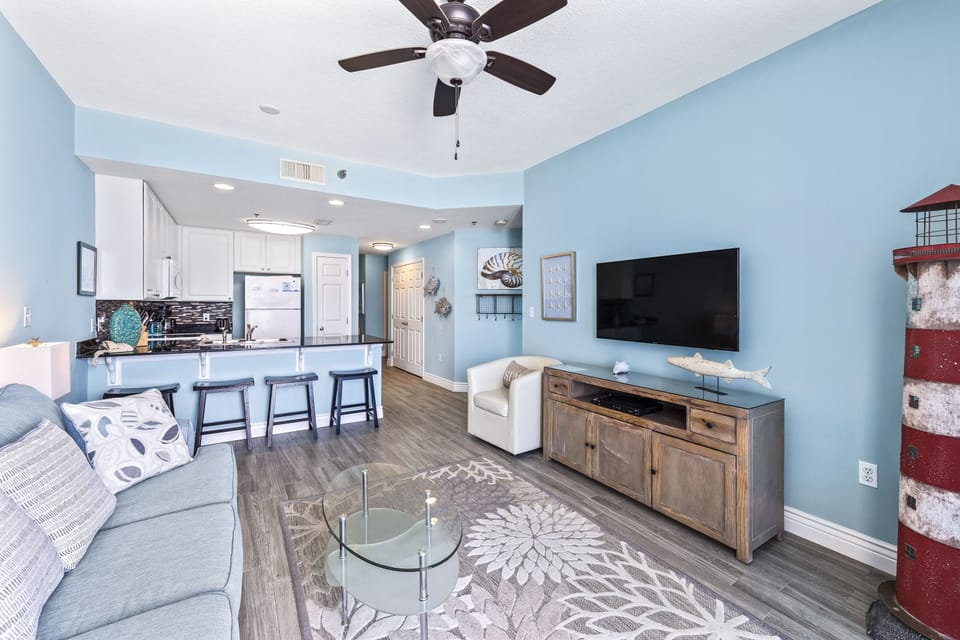 Main living area, flat screen TV