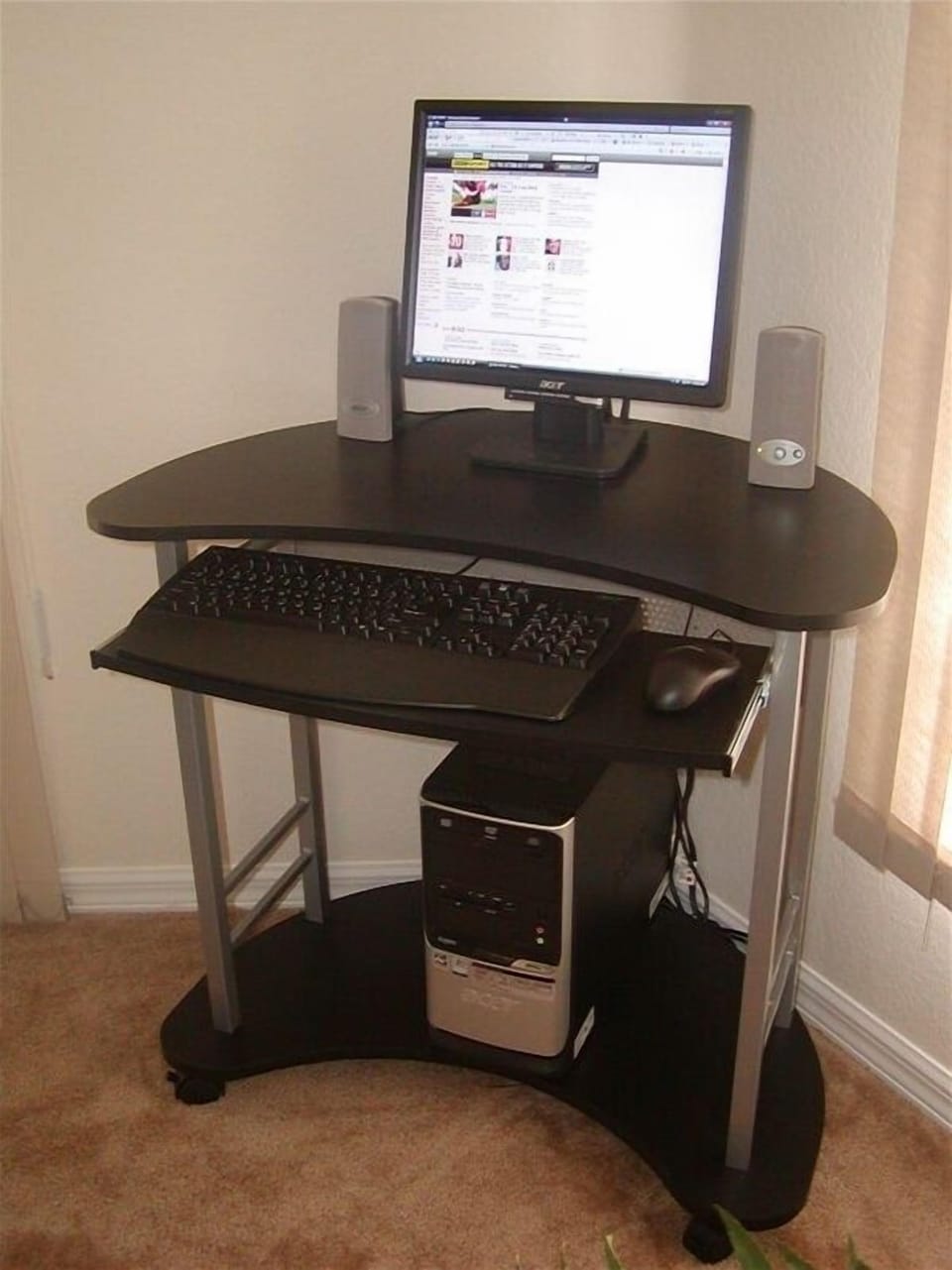 Dual core processor PC with high speed wireless internet connection.