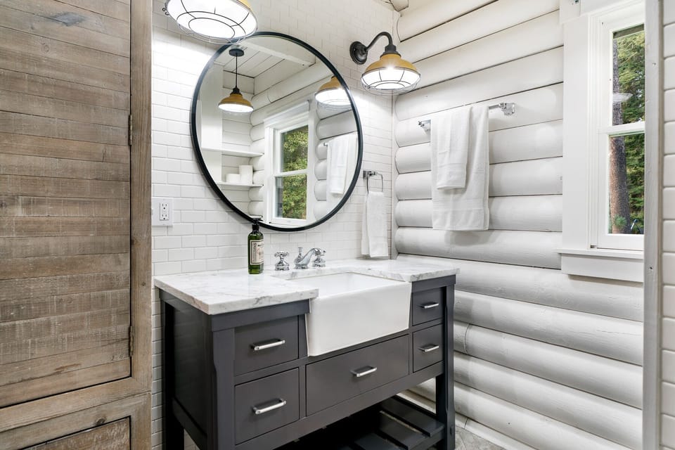 Main floor bath