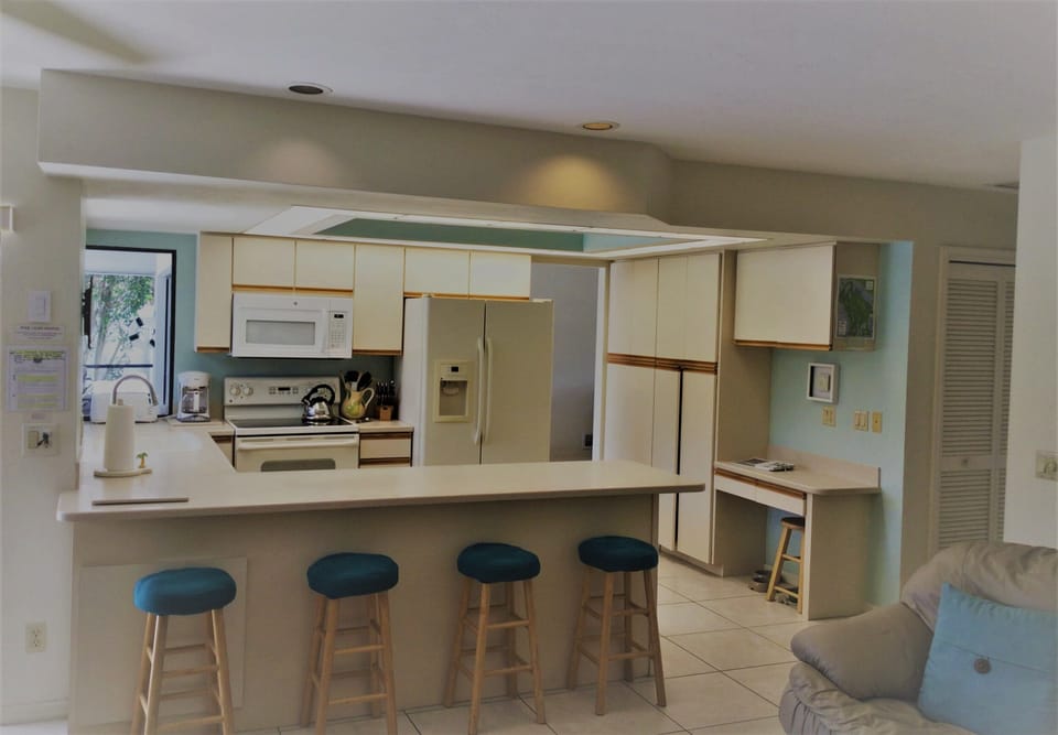 Wells stocked kitchen has everything you need, lots of storage and appliances