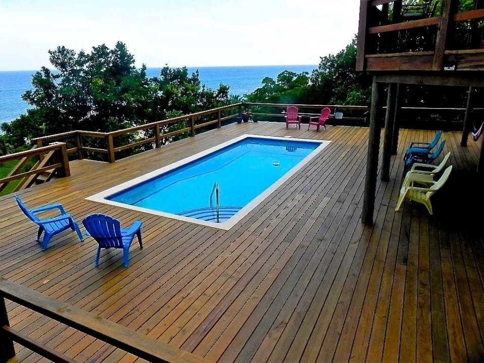 Large pool deck