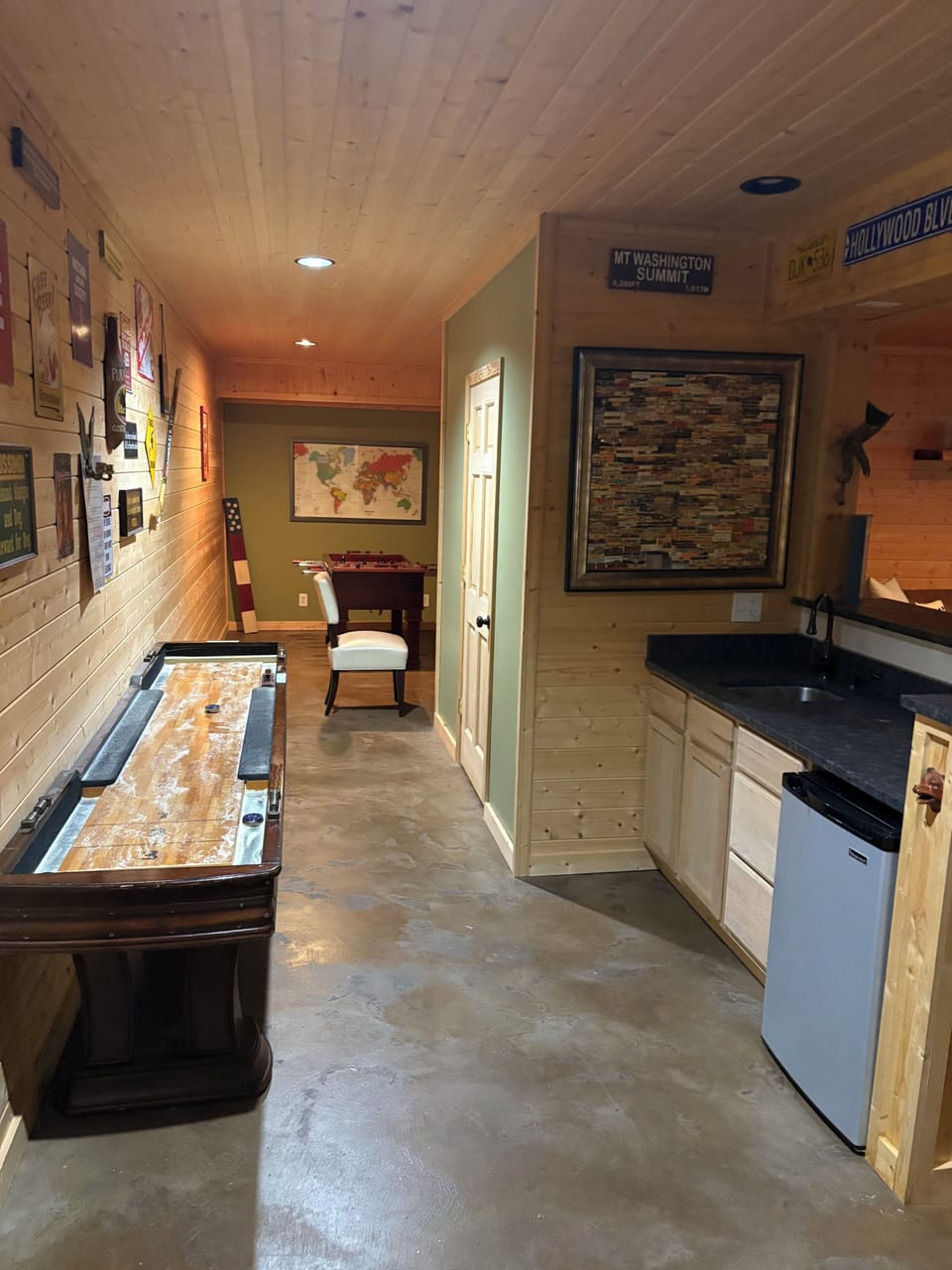 Game room