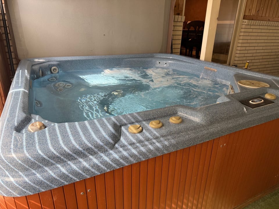 6 Person Spa Indoors