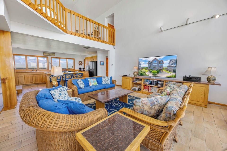 Surf or Sound Realty - 766 - Surf's Up - Great Room -3