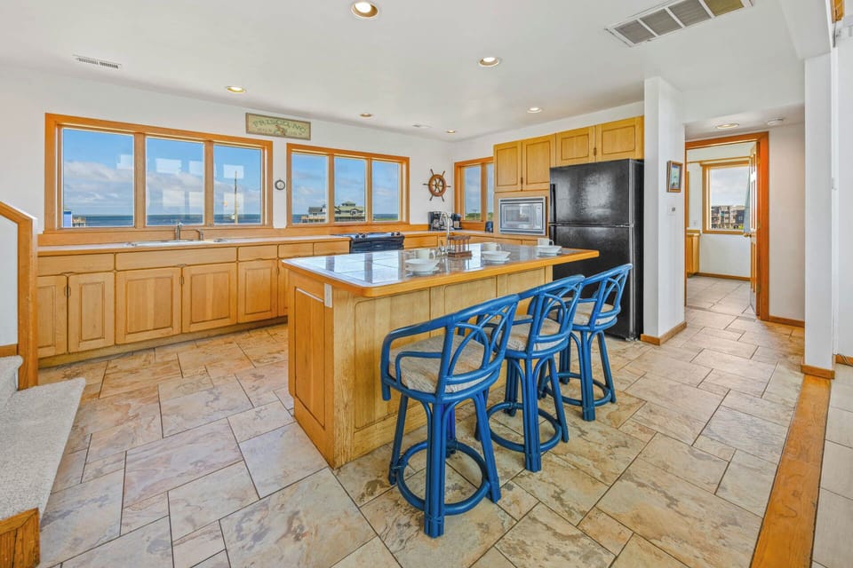 Surf or Sound Realty - 766 - Surf's Up - Kitchen -1