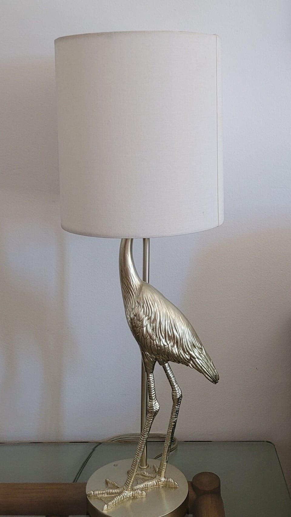 Shuttershy lamp.