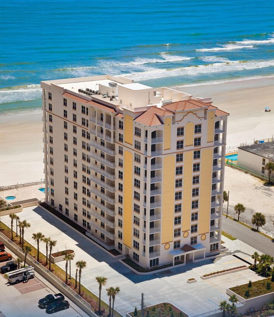 OPUS CONDOMINIUM - ON THE OCEAN