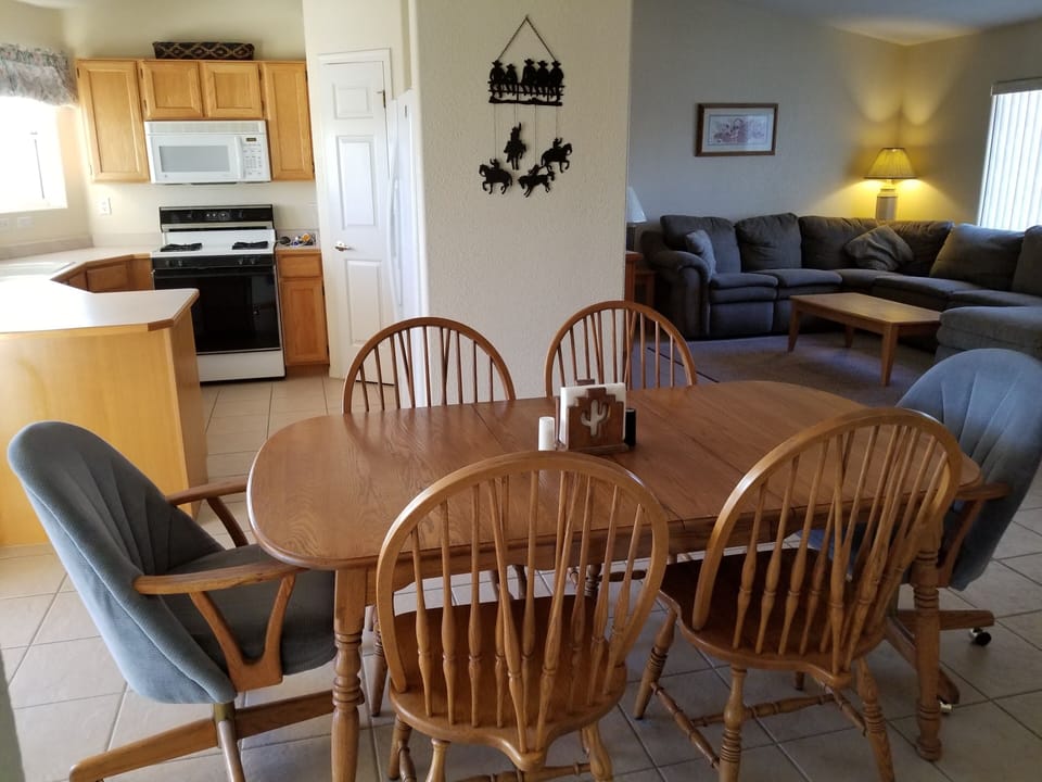 Walk in Pantry, Dishwasher, and a Table that seats 6!