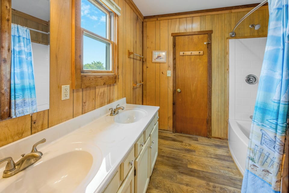 Surf or Sound Realty - 14 - Sea Grapes - Bedroom 3 -3