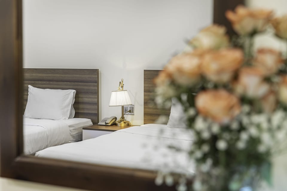 Anh Phat Suite | In-room safe, desk, soundproofing, WiFi (free)