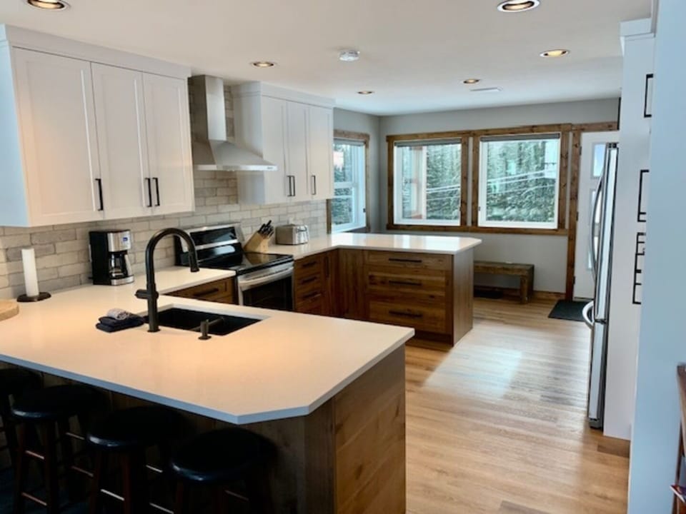 Brand New Kitchen - Lots of Space 