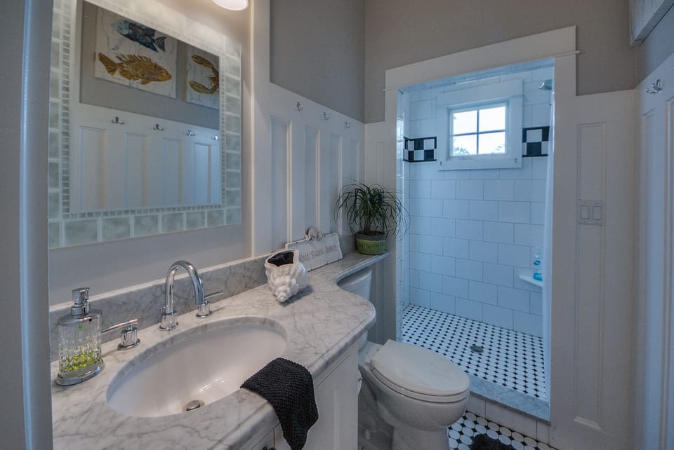 Master bath with Walk in shower