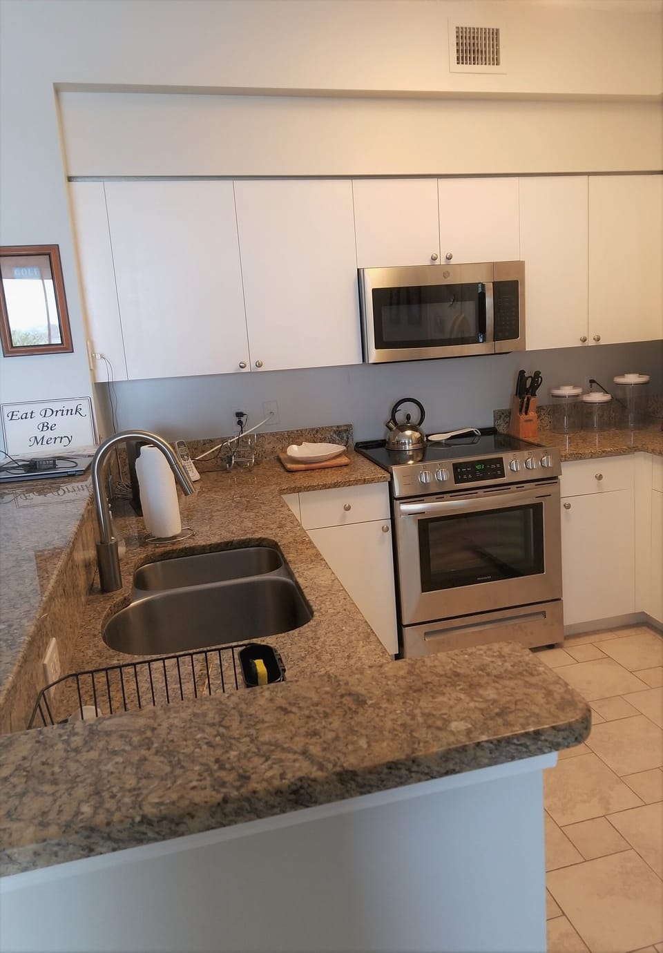 Newer photo of kitchen