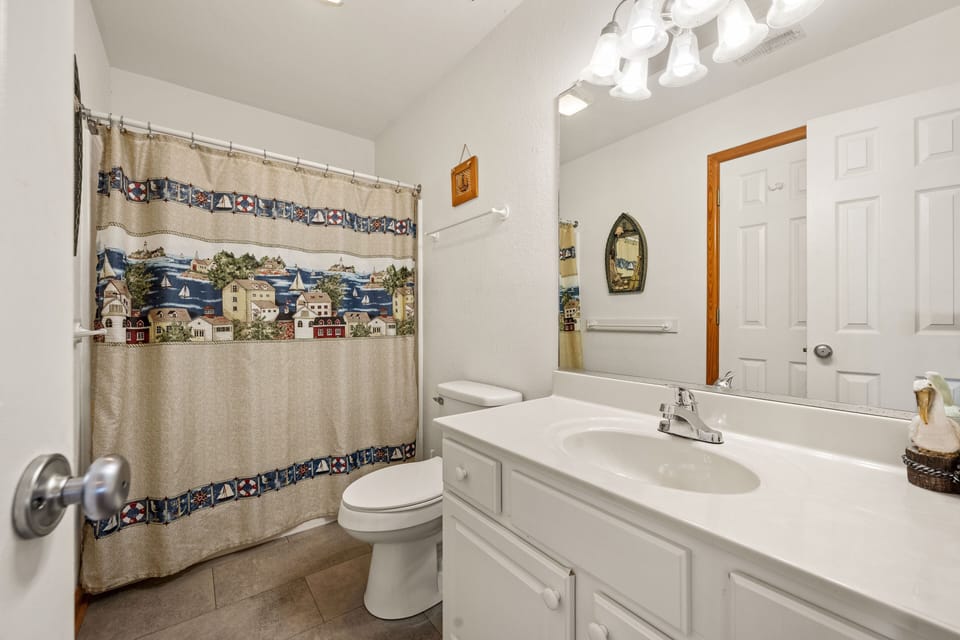 Semi-Private Bath - Top Level