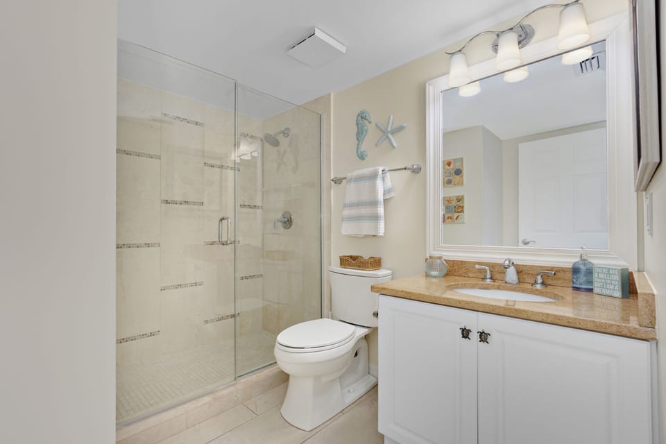 2nd Bathroom