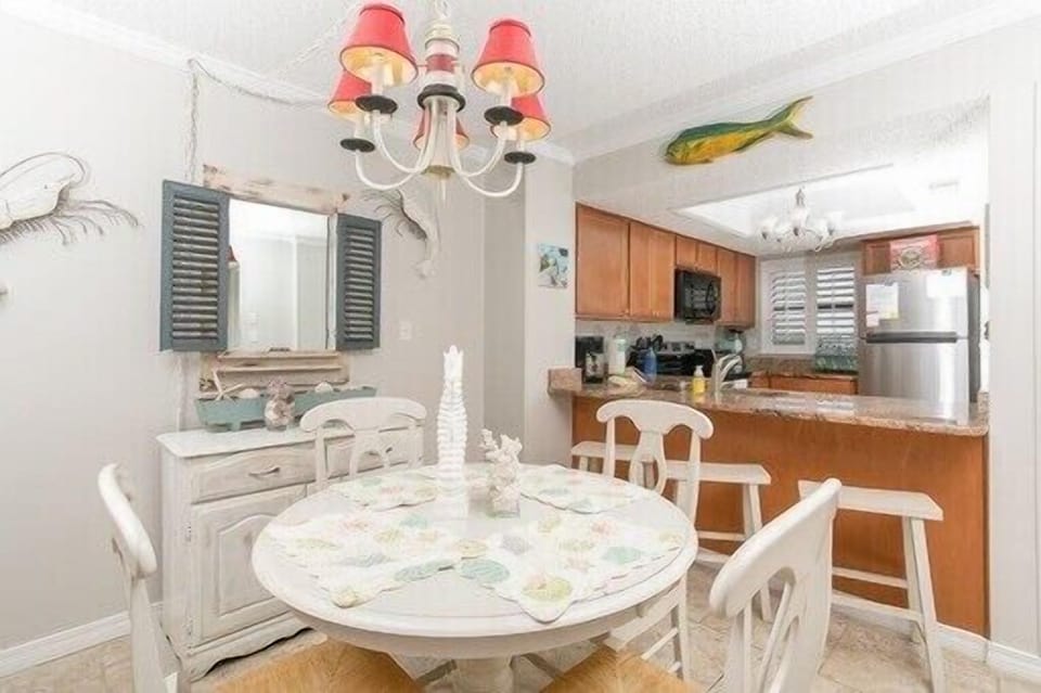 Dining Table with 4 Chairs and Bar Seats 3