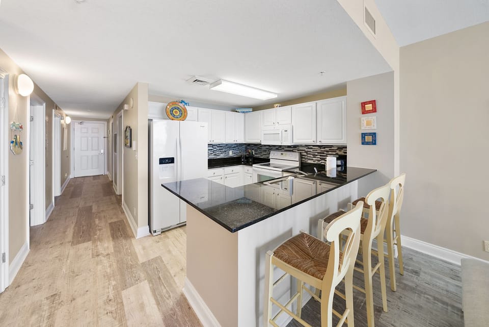 No carpet in this unit! all new LVT flooring 2024
