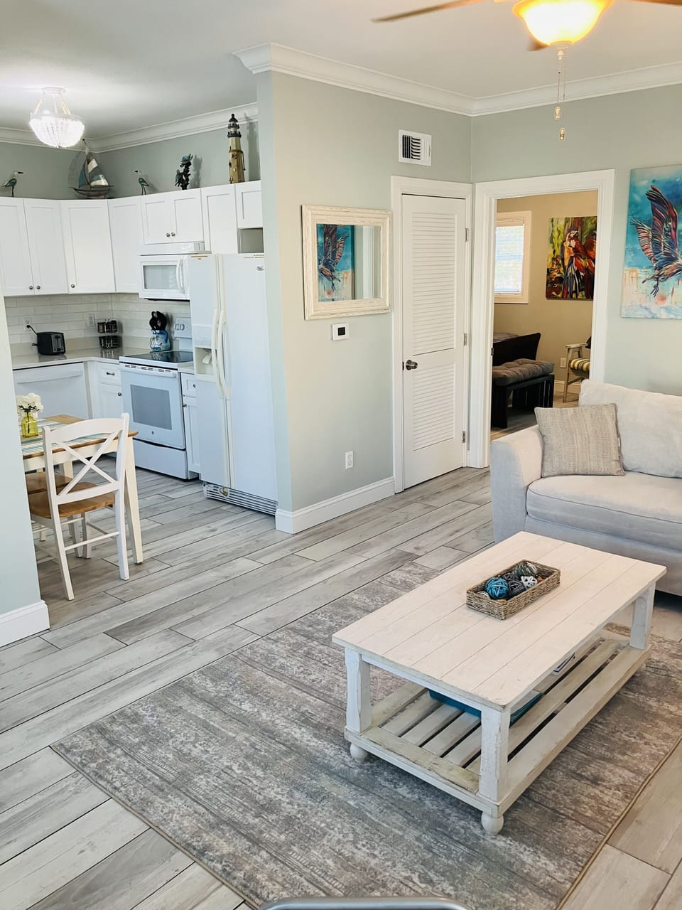 Newly renovated 6/2021. 
