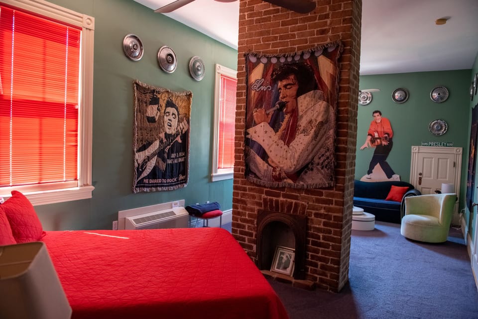 Elvis Suite