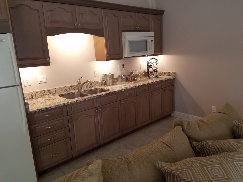 Wet Bar