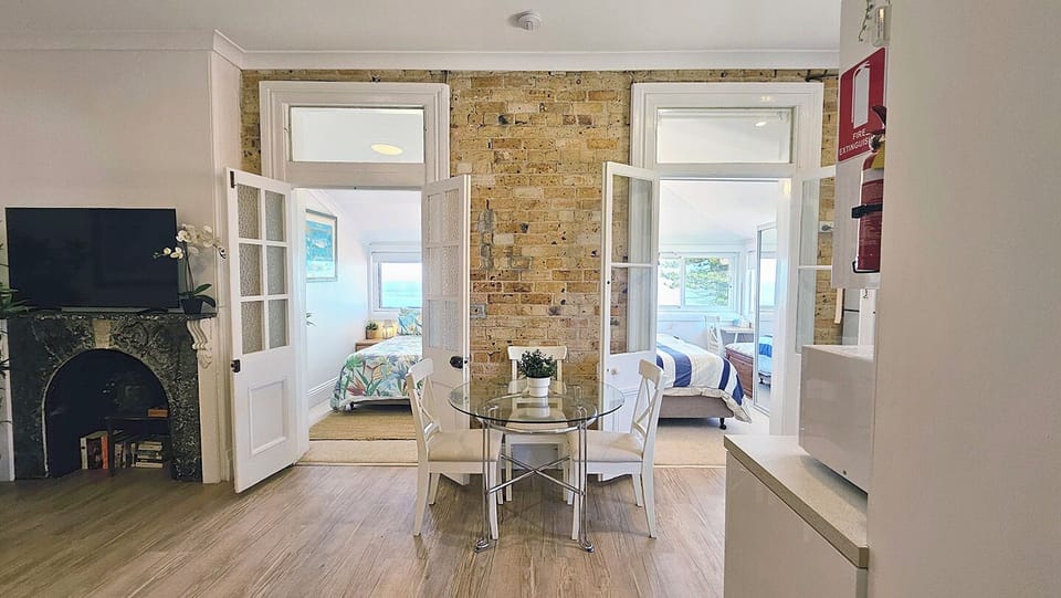 Apartment 8 - The Coachhouse (238)