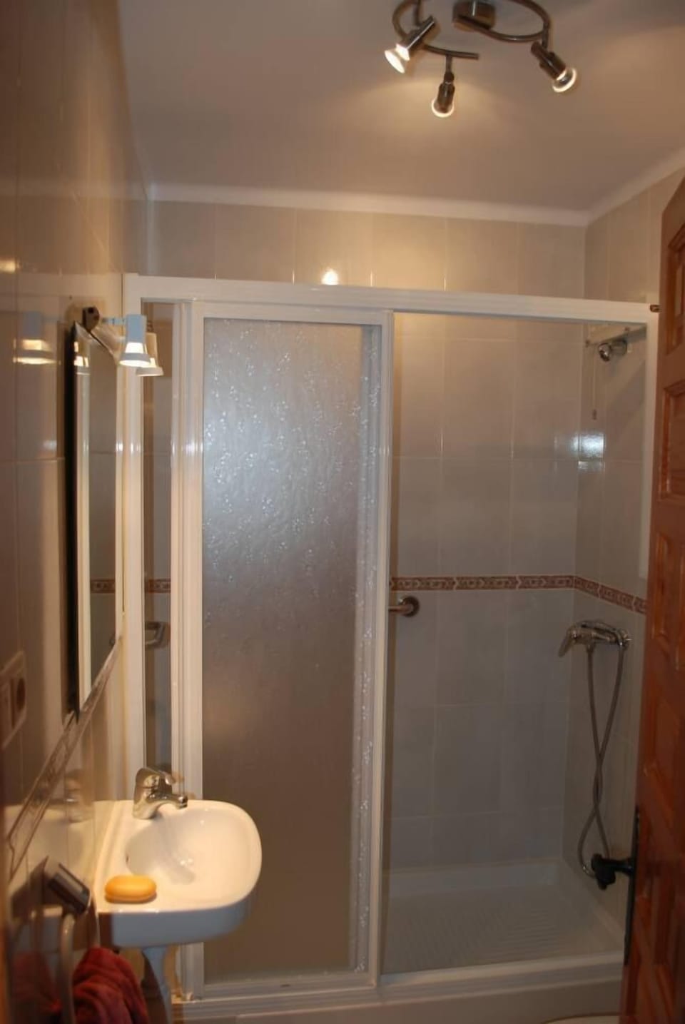 Bathroom 2